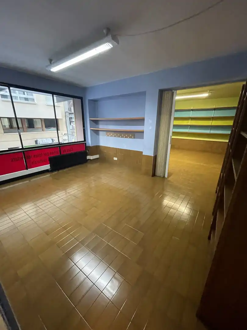 Geschaftsraum zur Miete in COR DE MARIA, Eixample Nord