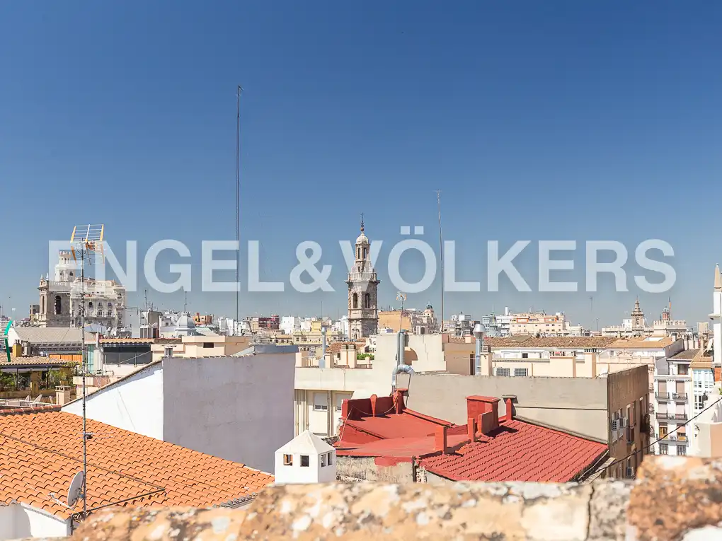 Vista exterior de Àtic de lloguer en Valencia amb Aire condicionat, Calefacció i Terrassa