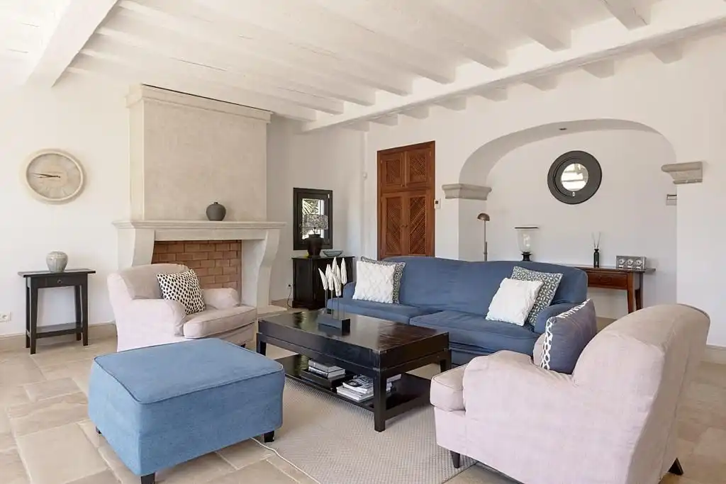 Sala d'estar de Casa o xalet en venda en Andratx amb Aire condicionat, Calefacció i Jardí privat