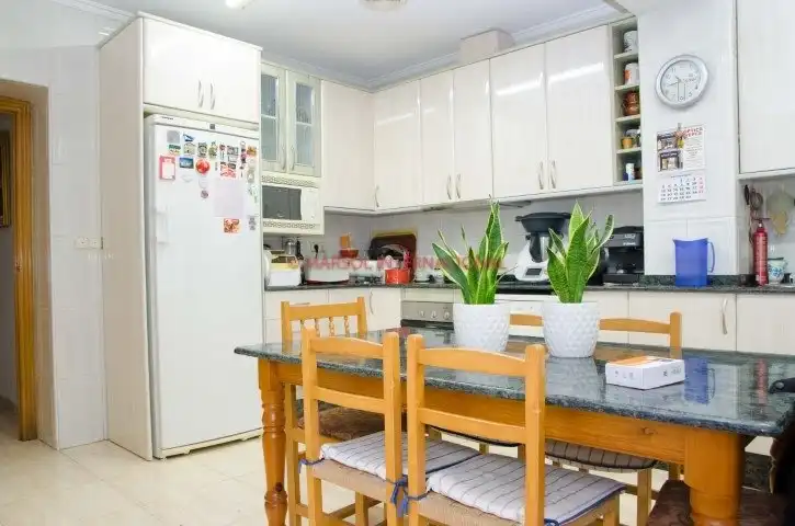 Villa zum Verkauf in Calle PRENDIMIENTO, imagen 6