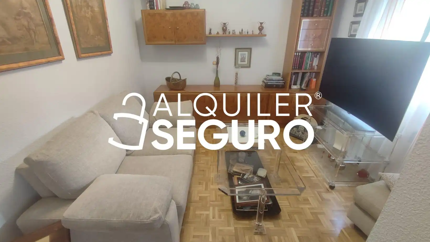 Sala d'estar de Pis de lloguer en Madrid amb Calefacció, Terrassa i Moblat