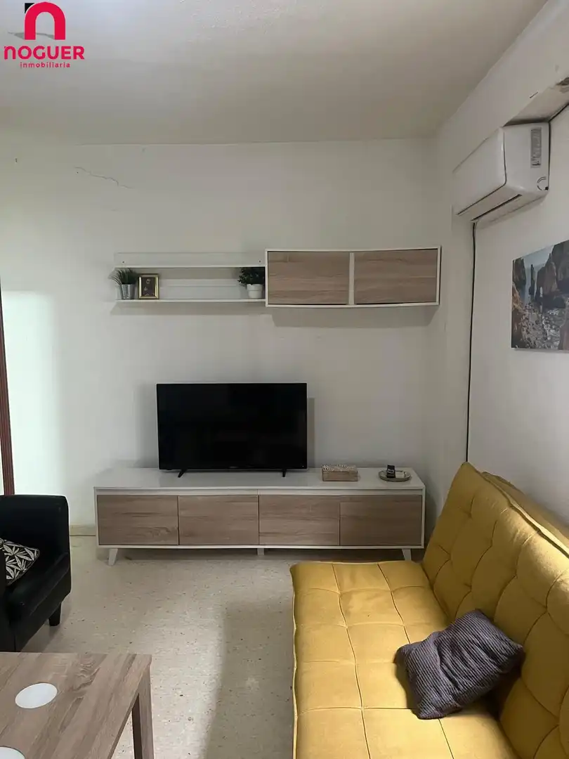Sala d'estar de Pis en venda en Córdoba amb Aire condicionat i Calefacció