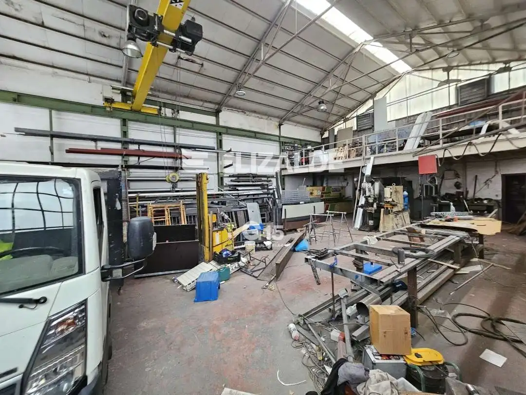 Nave industrielle à vendre à Hernani
