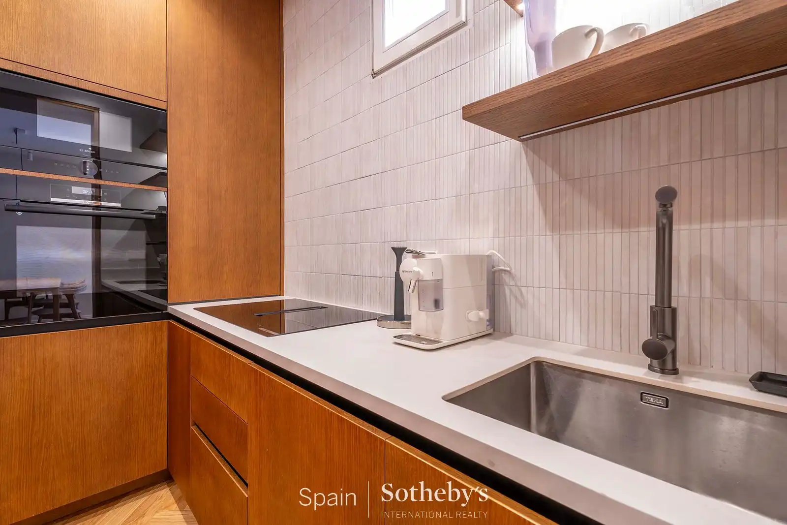 Kitchen of Apartments for sale in Madrid  with Air Conditioner and Heating