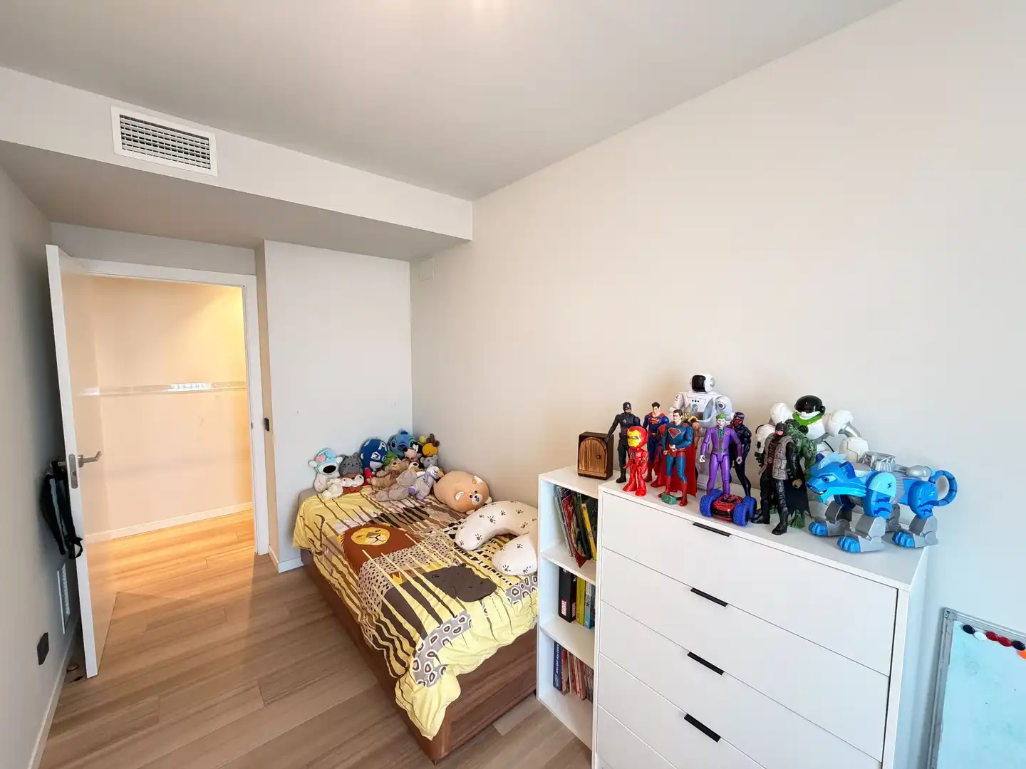 Schlafzimmer von Wohnung zum Verkauf in Tortosa mit Klimaanlage, Heizung und Privatgarten