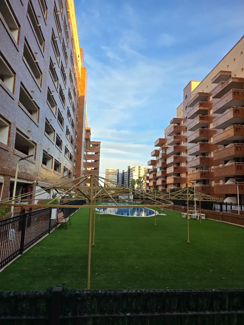 Vista exterior de Àtic en venda en Oropesa del Mar / Orpesa amb Aire condicionat, Calefacció i Terrassa