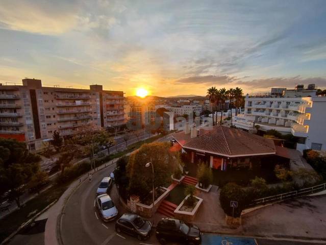 Piso en Venta en Mas Baell - Can Carbó