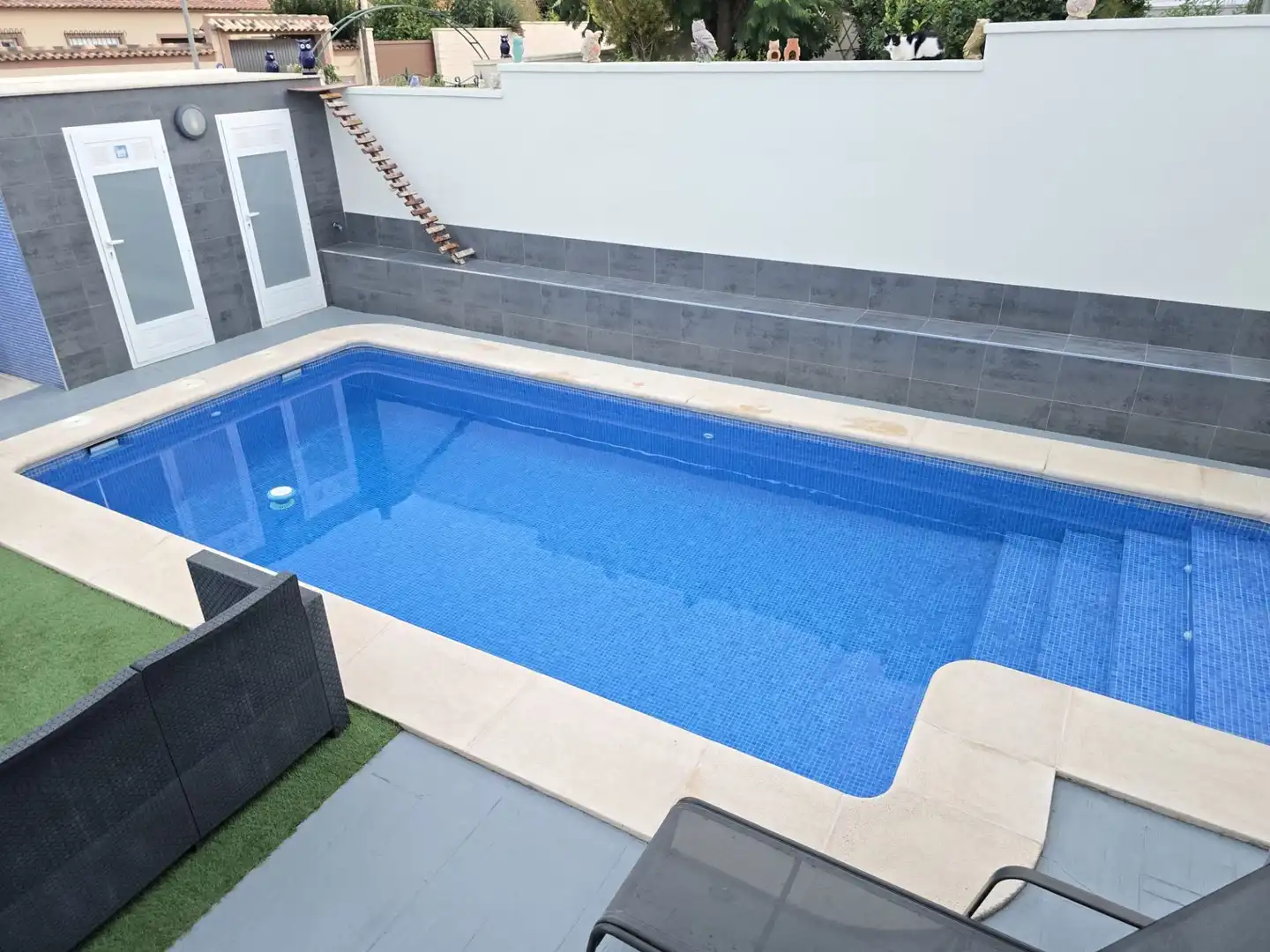 Piscina de Casa o xalet en venda en Torrevieja amb Aire condicionat, Calefacció i Jardí privat