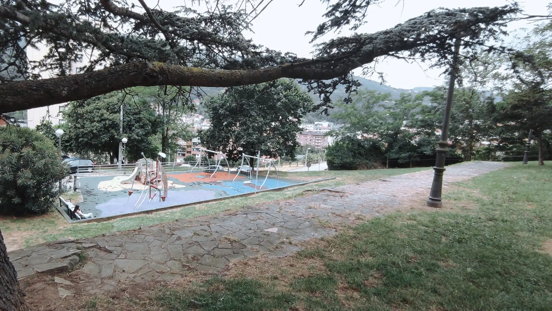 Jardín de Piso en venta en Valle de Trápaga-Trapagaran con Calefacción, Amueblado y Balcón