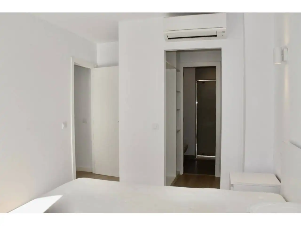 Schlafzimmer von Wohnung zur Miete in  Palma de Mallorca mit Klimaanlage, Heizung und Parkett