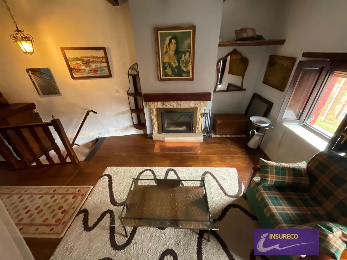 Sala d'estar de Casa o xalet en venda en Bustillo del Páramo amb Calefacció i Moblat