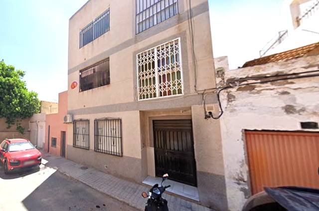 Casa adosada en Venta en Trueno en Los Molinos - Villa Blanca