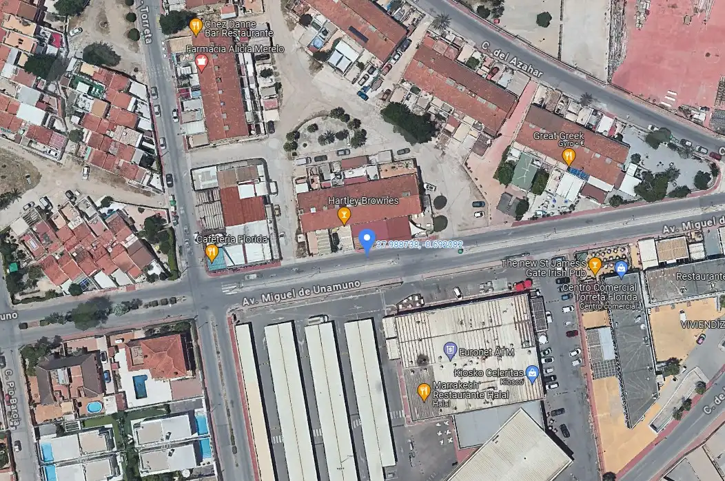 Vista exterior de Edifici en venda en Torrevieja
