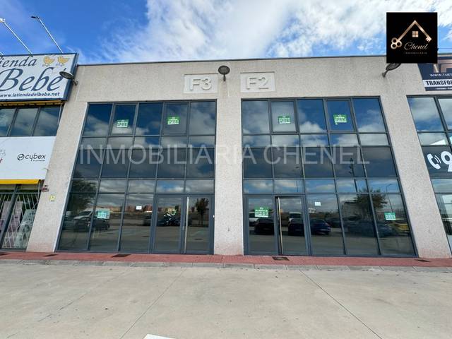 Nave industrial en Alquiler en Avenida de las Palmeras en Los  Cestos  - Belén - Las Eras