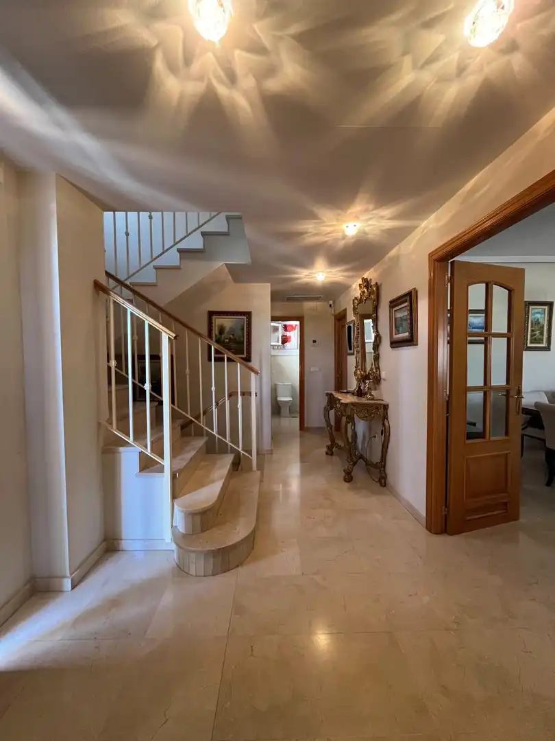 Chalet con piscina en venta en Calle MIGUEL DE MOLINA, imagen 14