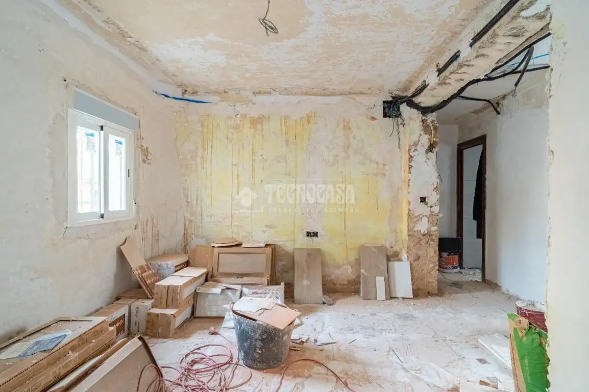 Flat for sale in Granada