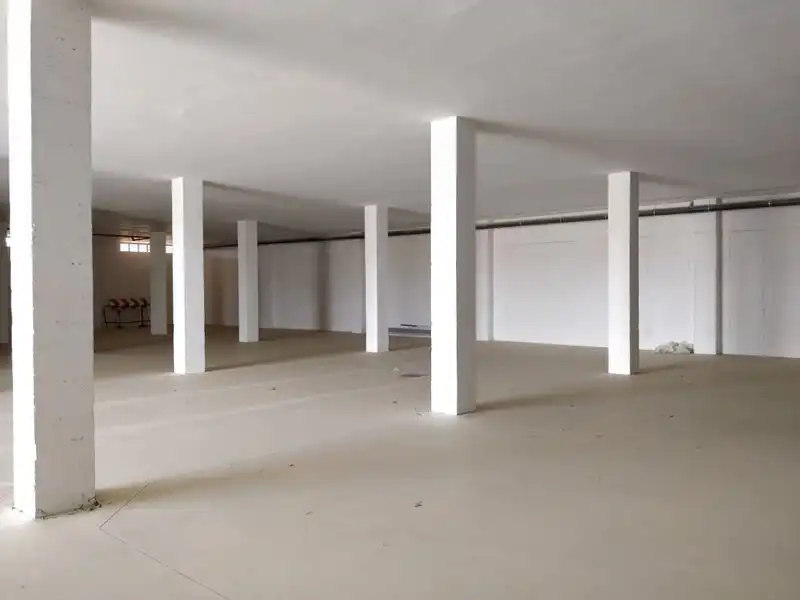 Gewerbefläche zum Verkauf in Avenida de San Javier 100