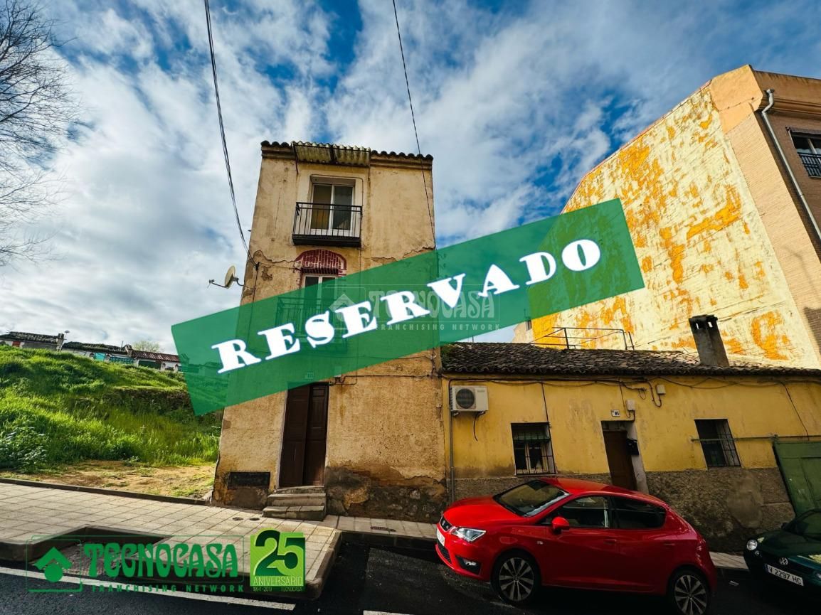 Exterior view of House or chalet for sale in  Toledo Capital