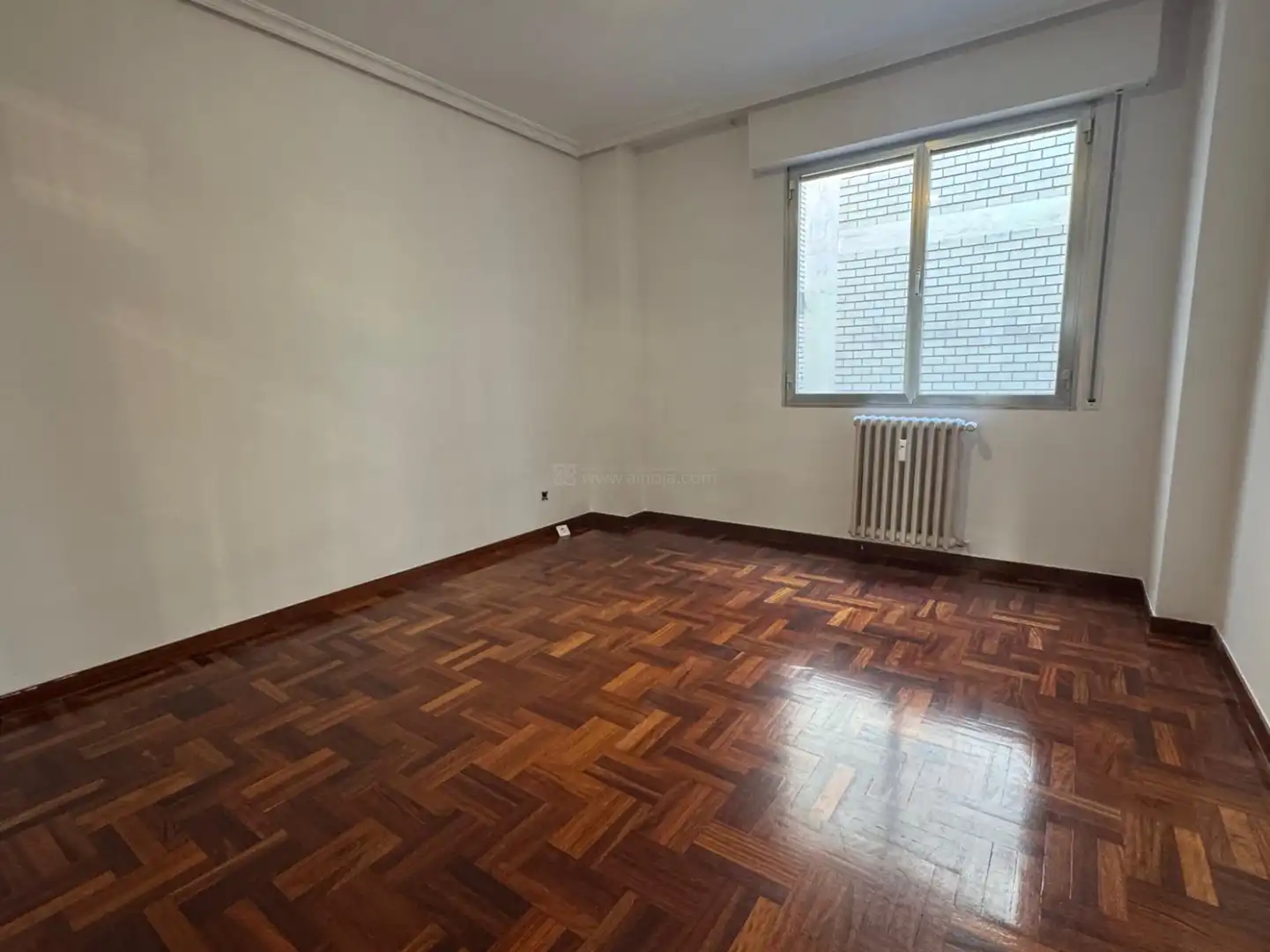 Bedroom of Flat for sale in  Logroño  with Heating, Parquet flooring and Terrace