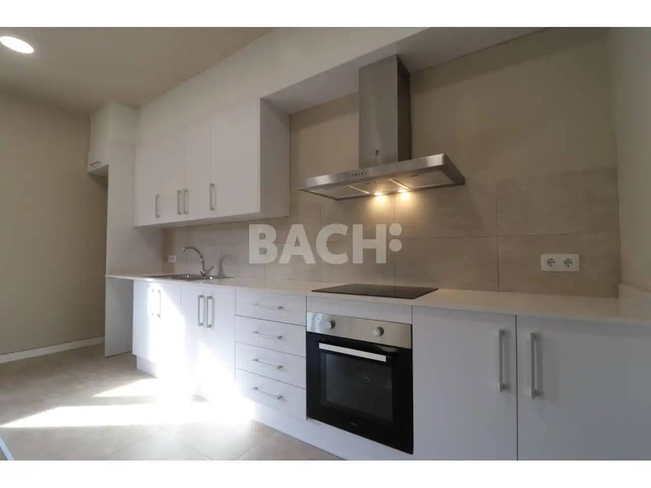 Küche von Wohnung zur Miete in Vic mit Heizung, Parkett und Terrasse