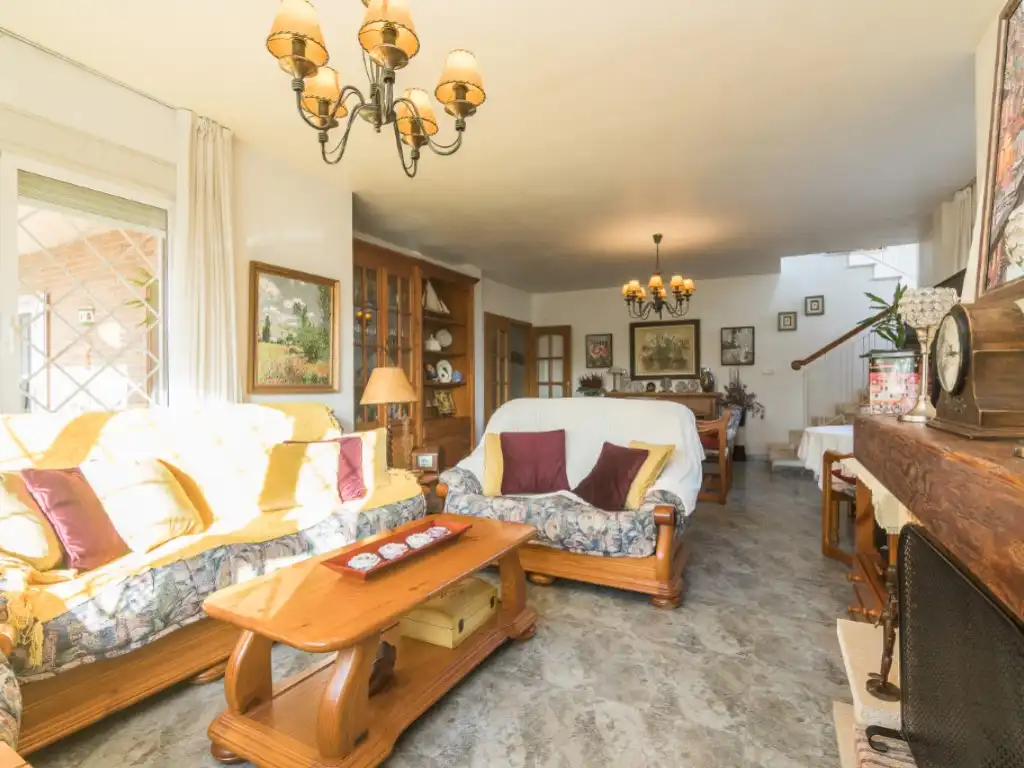 Living room of Houses for sale in Elche / Elx  with Air Conditioner, Private garden and Terrace