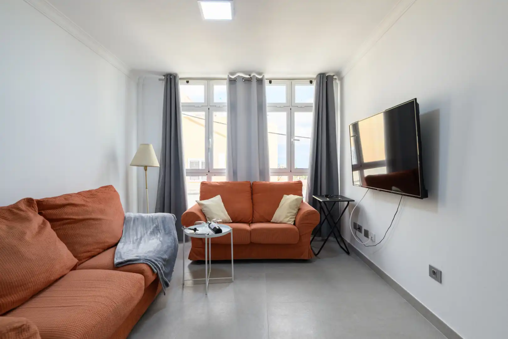 Sala de estar de Apartamento de alquiler en San Bartolomé de Tirajana con Aire acondicionado, Amueblado y Lavadora