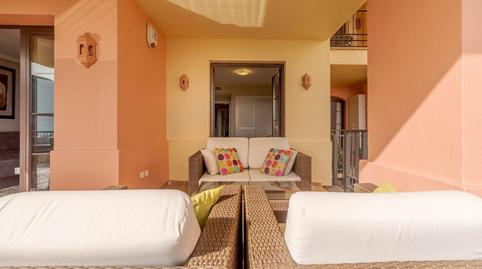 Foto 5 von Erdgeschoss zur Miete in Los Arqueros - Puerto del Almendro, Benahavís