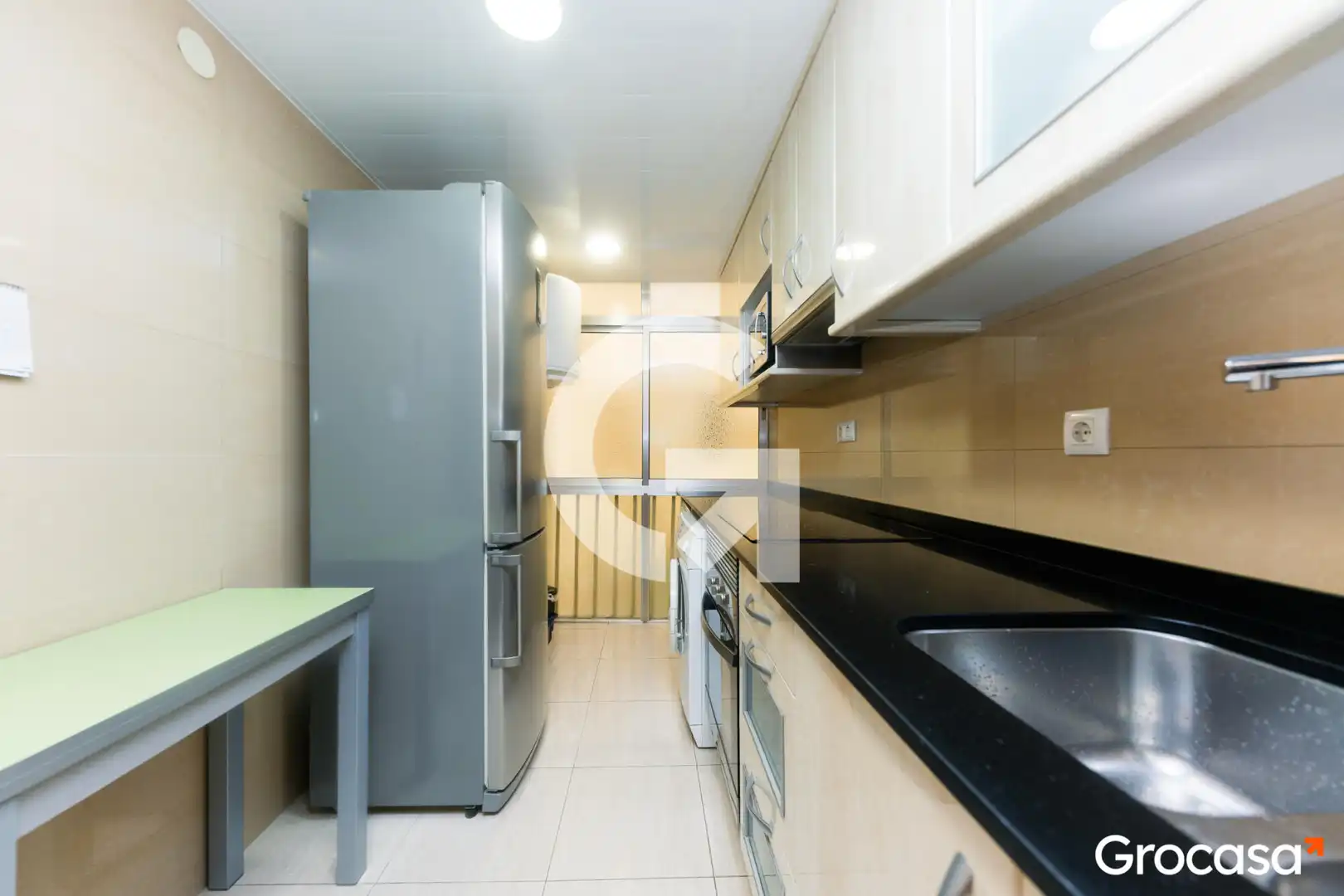 Cocina de Piso en venta en El Prat de Llobregat con Horno y Balcón