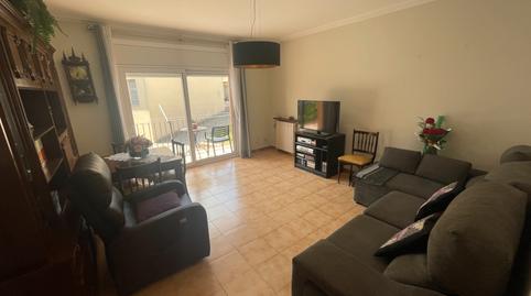 Foto 2 de Casa adosada en venda a Olot, Girona