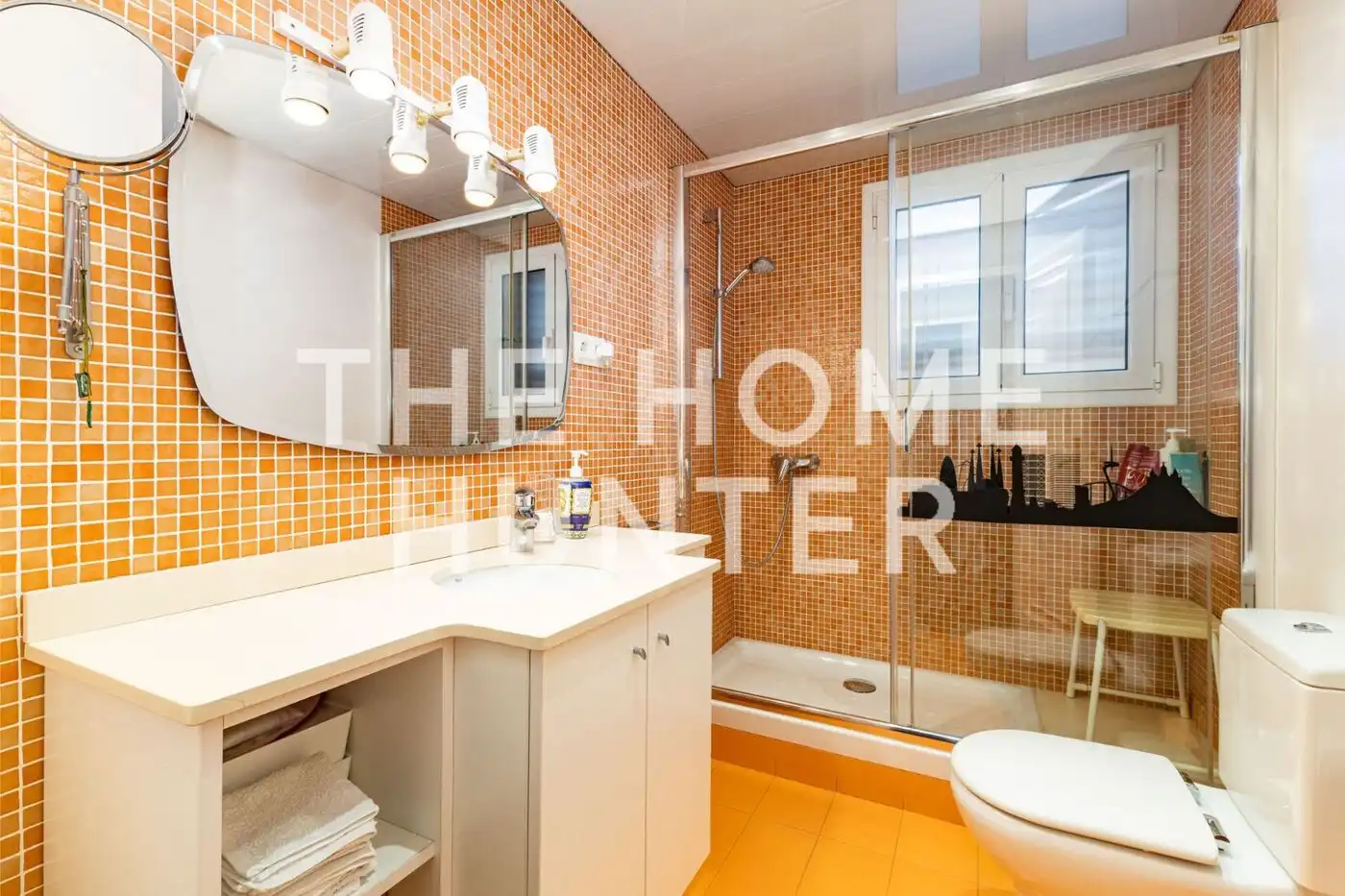 Baño de Piso en venta en Barcelona con Calefacción, Jardín privado y Terraza