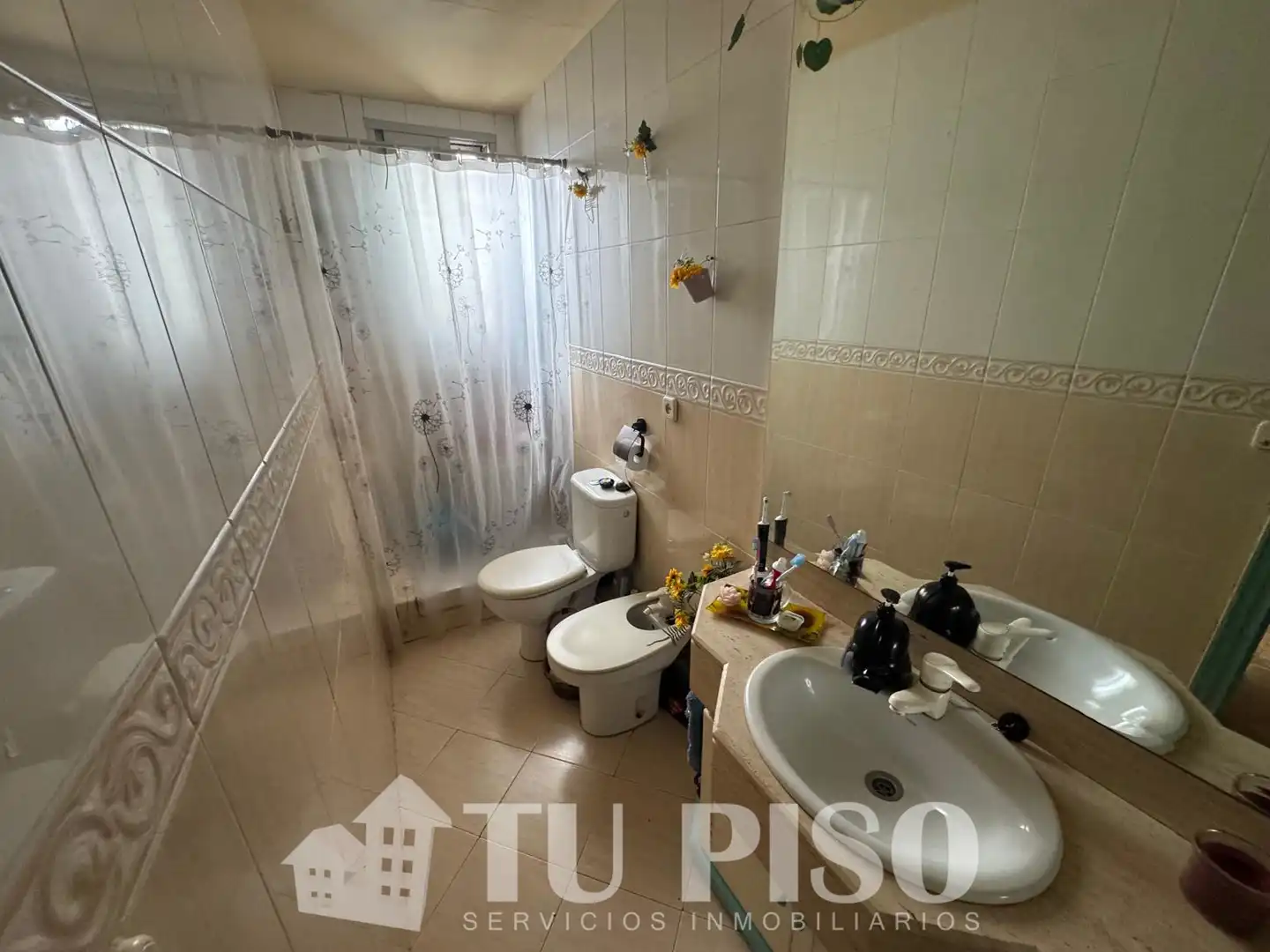 Baño de Piso en venta en Madrid con Calefacción y Amueblado
