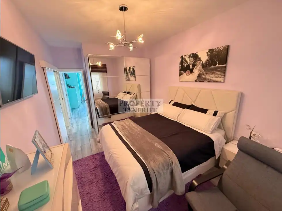 Schlafzimmer von Wohnungen zum Verkauf in Arona mit Klimaanlage und Möbliert