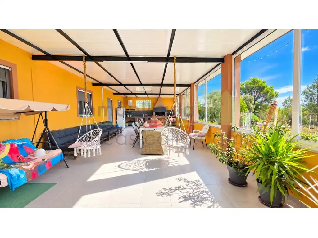 Casa rústica con piscina en venta en Plaza Fabriques, imagen 5