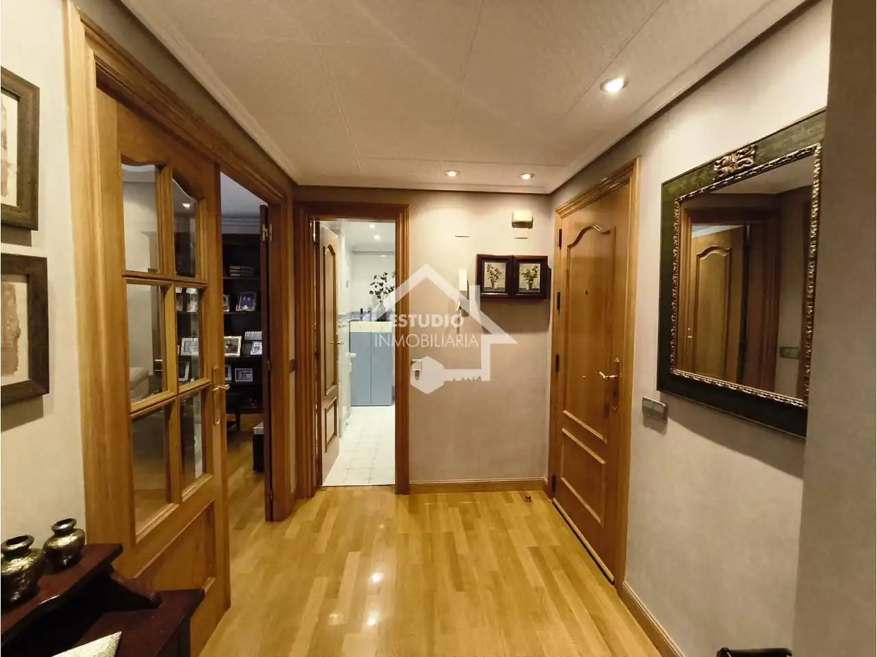 Piso con terraza en venta en Calle Belchite, imagen 51
