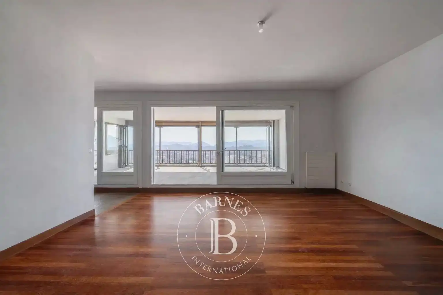 Living room of Duplexes for sale in Donostia - San Sebastián   with Heating, Balcony and Internet