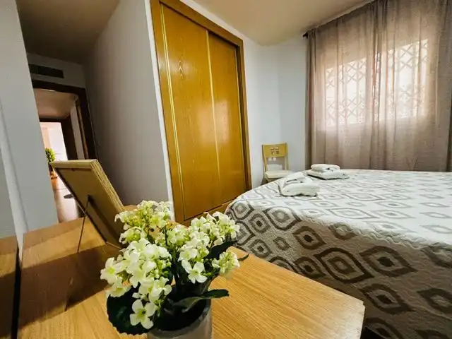 Habitación de Apartamento de alquiler en Águilas con Amueblado