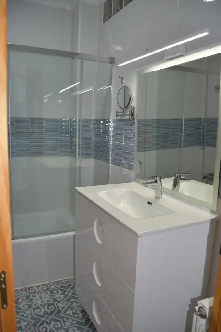 Bathroom of Detached homes for sale in L'Eliana  with Air Conditioner, Heating and Private garden