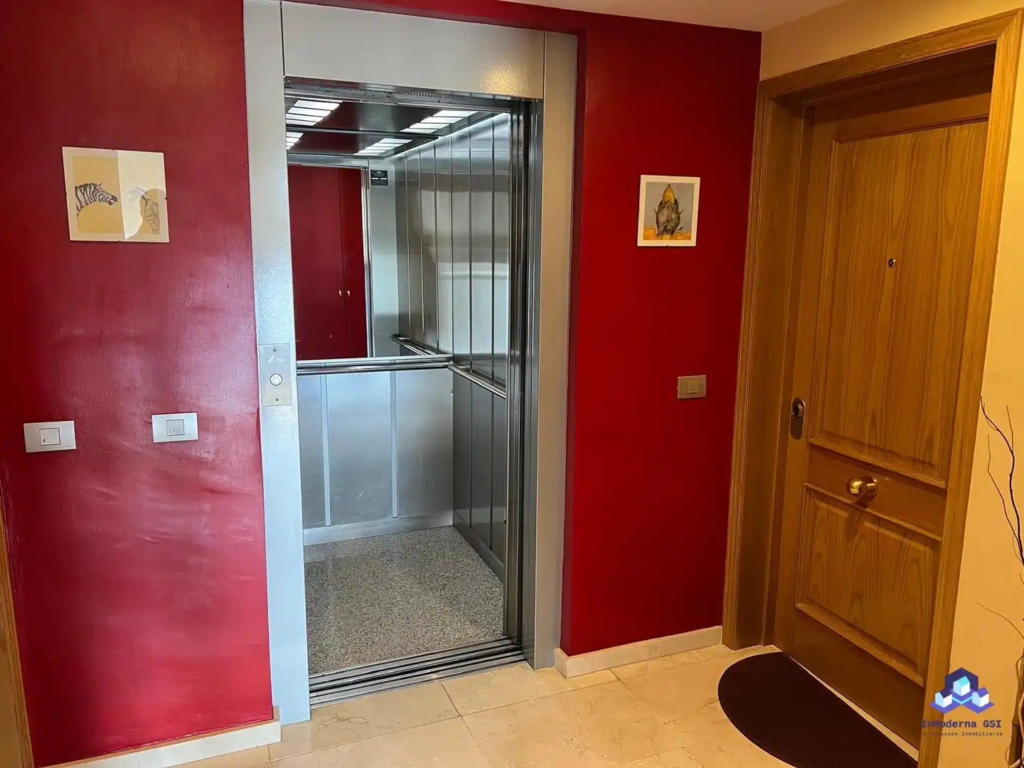 Dúplex en venda a Cataixa, Acorán