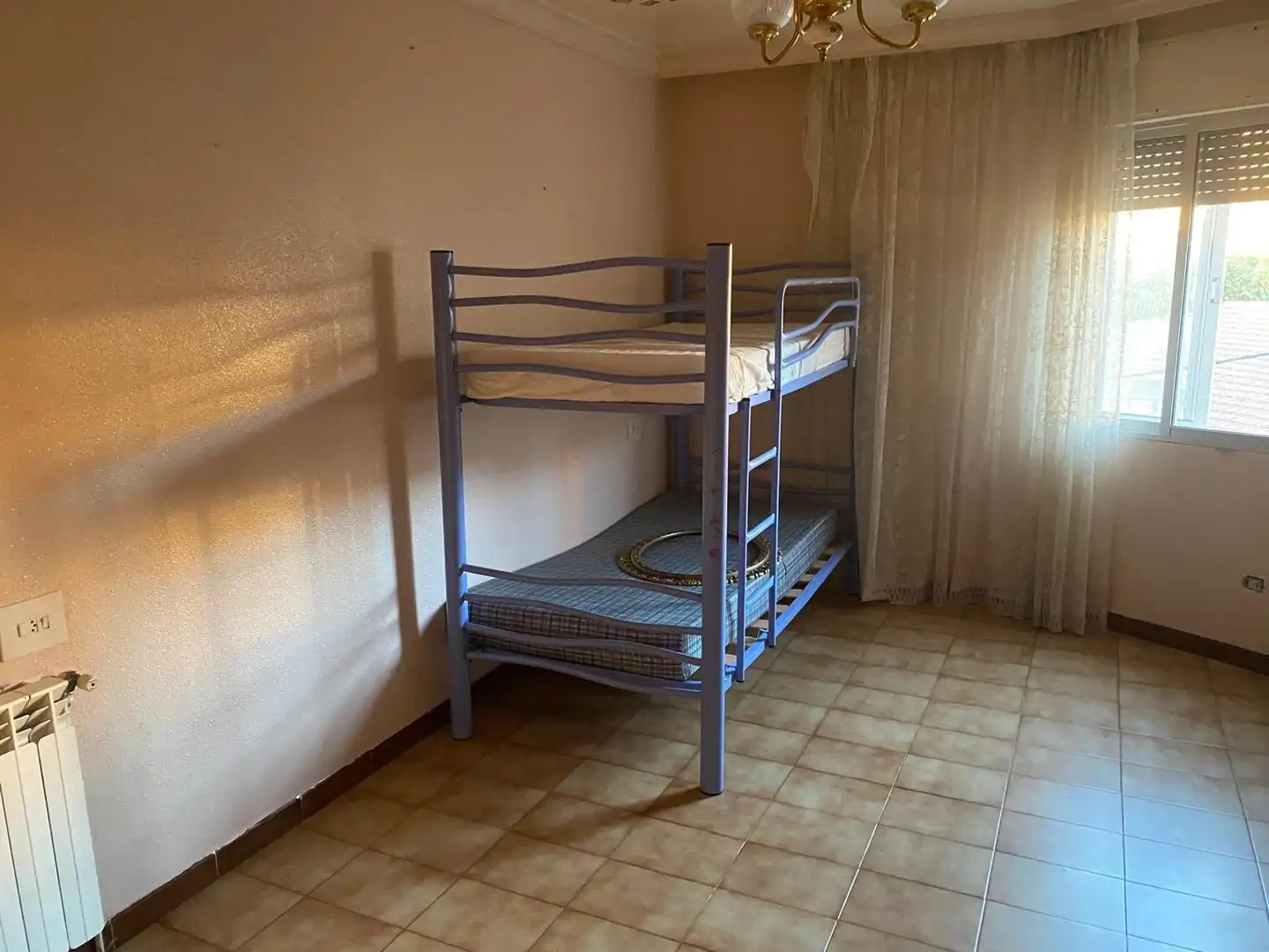 Habitación de Edificio en venta en Báguena