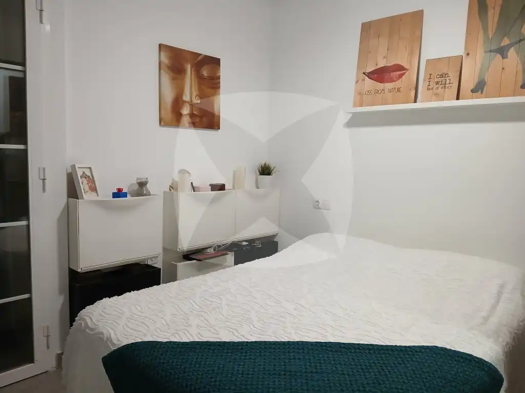 Dormitori de Pis en venda en Cáceres amb Aire condicionat i Terrassa