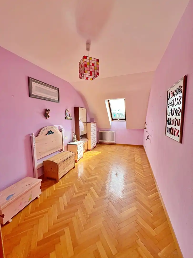 Habitación de Dúplex en venta en Lugo con Calefacción, Jardín privado y Parquet