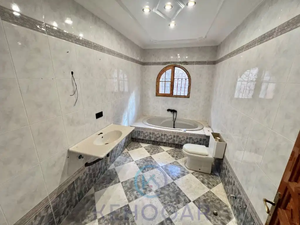 Baño de Casa o chalet en venta en Dos Hermanas con Piscina