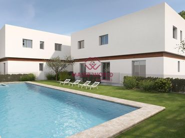 Adossat amb piscina en venda a Orihuela Costa