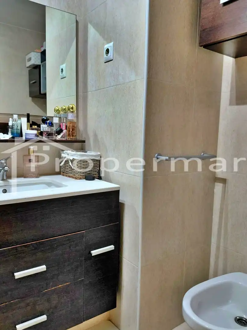 Baño de Ático en venta en Parets del Vallès con Aire acondicionado, Calefacción y Terraza