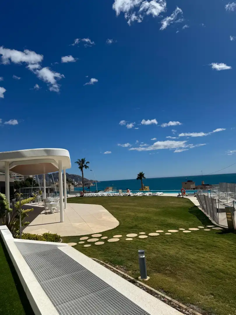 Swimming pool of Apartments for rent in Benidorm  with Air Conditioner, Heating and Private garden