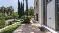 Vista exterior de Casa o xalet en venda en  Barcelona Capital amb Aire condicionat, Terrassa i Piscina