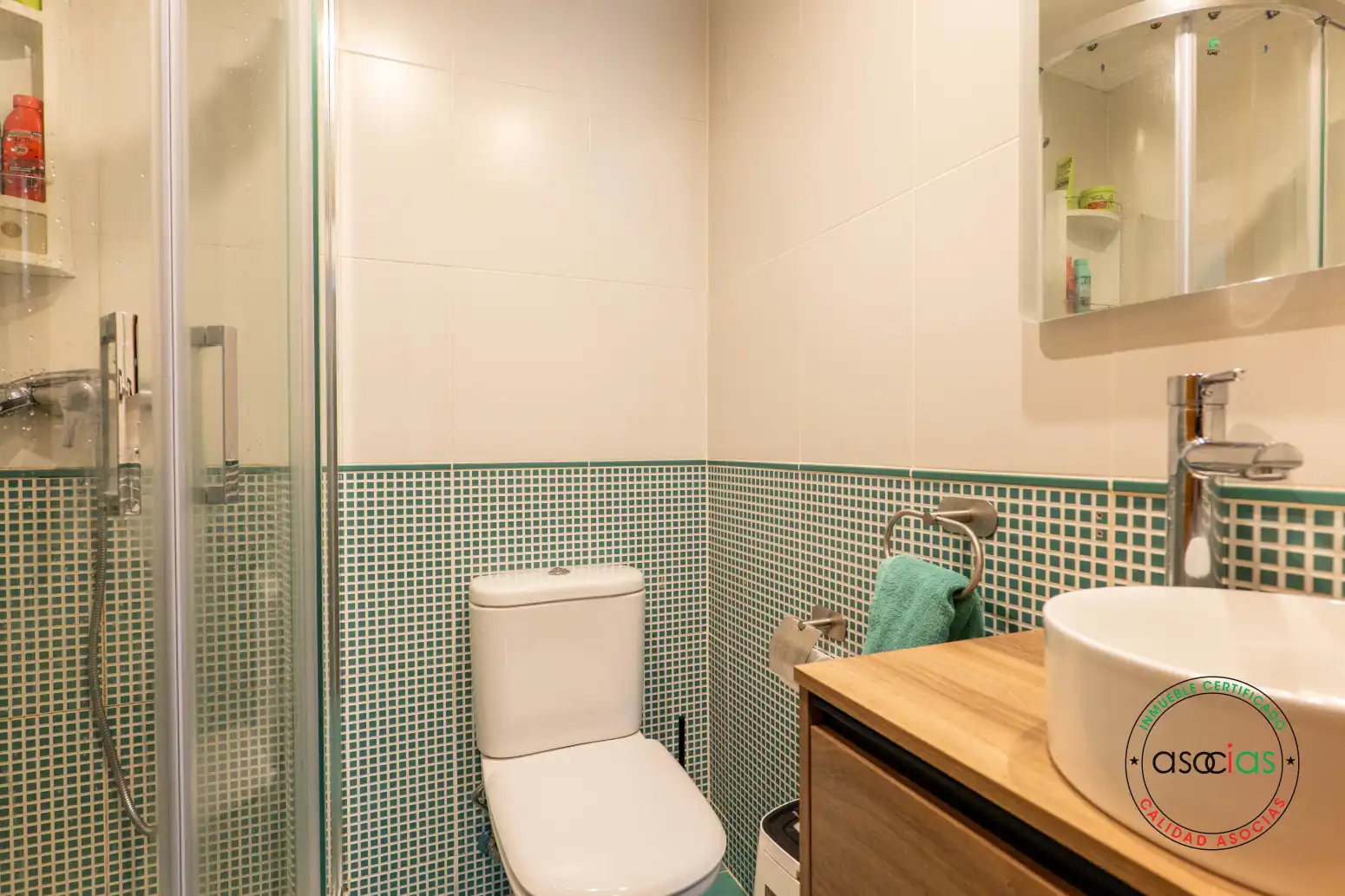 Baño de Piso en venta en Gijón  con Calefacción, Parquet y Terraza