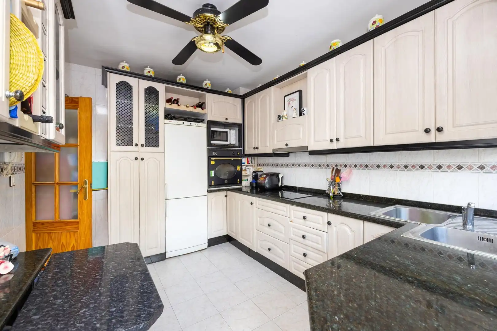 Casa adosada en venta en Calle de Miguel Induráin, Maracena