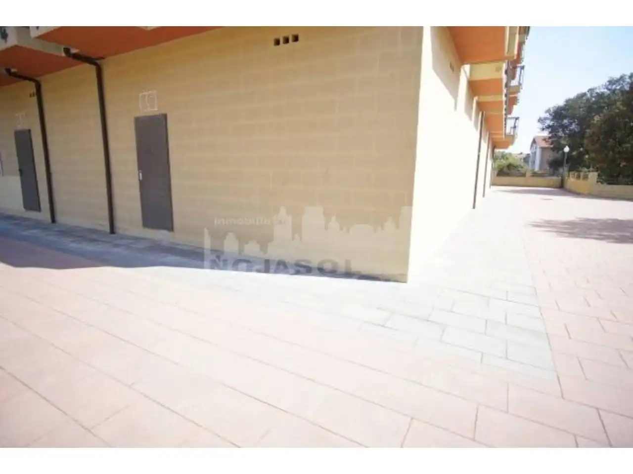 Business premises to rent in Avenida Santander, imagen 3