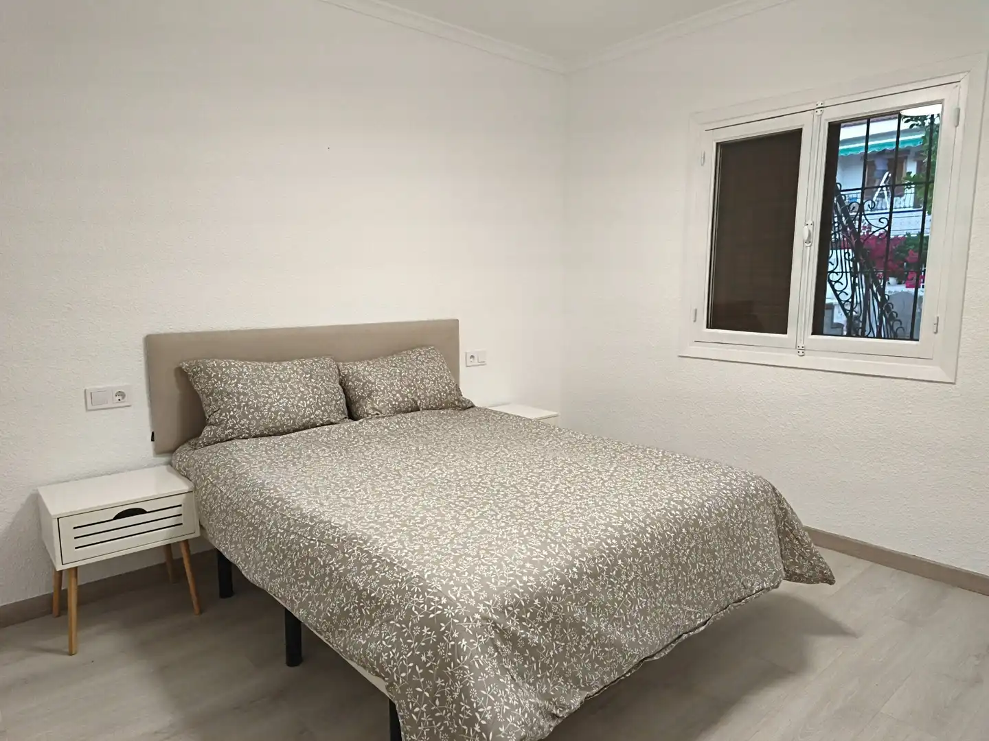 Dormitori de Casa o xalet en venda en San Pedro del Pinatar amb Moblat